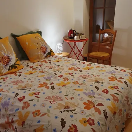 Chez Daniele Et Jean-pierre Bed & Breakfast